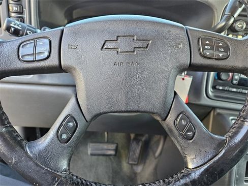 Used 2005 Chevrolet Silverado 1500 LT w/ Light Duty Power Package image 17