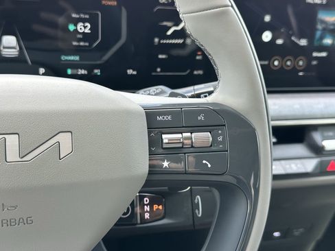 New 2026 Kia EV9 Wind image 30