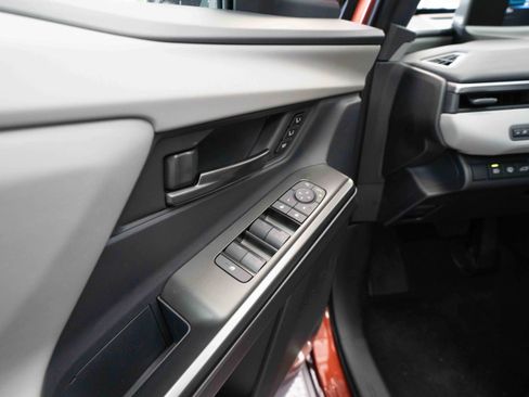 New 2026 Toyota C-HR w/ Cold Weather Package AWD/4WD image 7