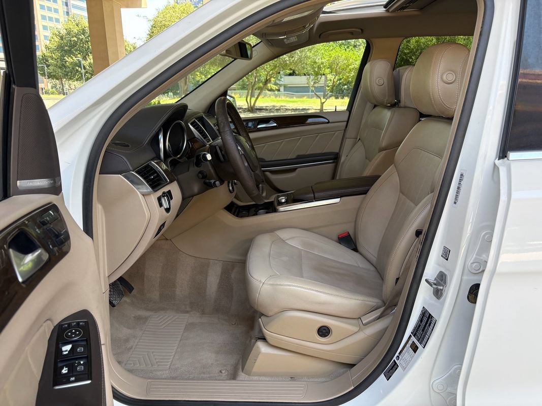 Used 2014 Mercedes-Benz GL 450 4MATIC image 14