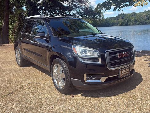 Used 2017 GMC Acadia Limited SLT AWD/4WD image 1