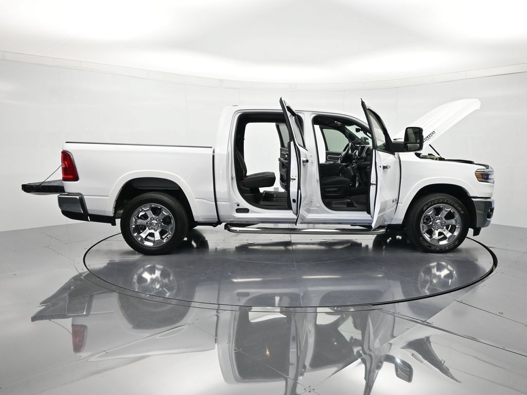 Used 2025 RAM 1500 Big Horn RWD image 47