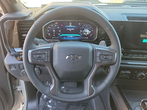New 2026 Chevrolet Silverado 1500 ZR2 image 25
