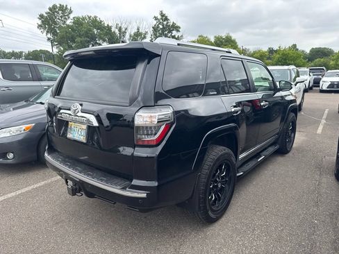 Used 2018 Toyota 4Runner Limited AWD/4WD image 10