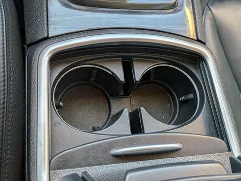 Certified 2022 Chrysler 300 Touring L image 19