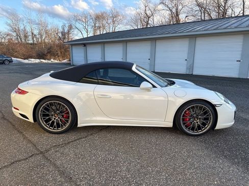 Used 2018 Porsche 911 Carrera 4S image 6