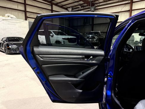 Used 2019 Honda Accord Sport image 14