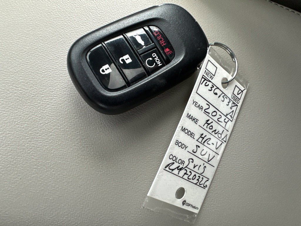 Used 2024 Honda HR-V EX-L image 17