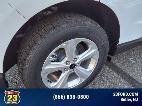 New 2024 Ford Edge SE image 5