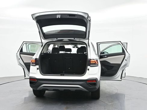 Used 2025 Volkswagen Taos S FWD image 41
