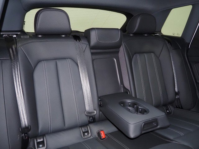 Used 2023 Audi Q4 e-tron Premium Plus w/ Premium Plus RWD image 17
