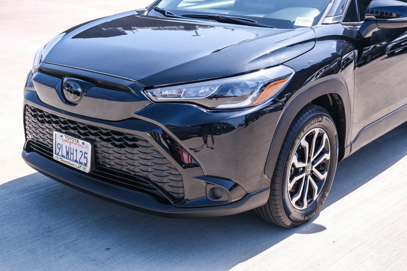 Certified 2024 Toyota Corolla Cross AWD Hybrid image 9
