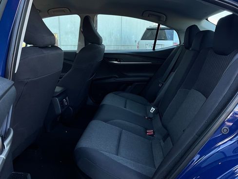 Used 2025 Toyota Camry LE image 10