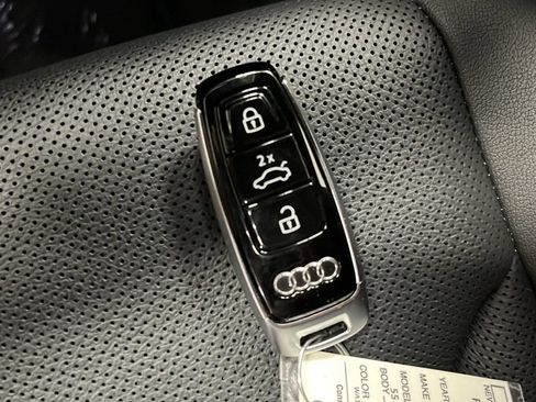Used 2025 Audi Q7 3.0T Premium Plus w/ Premium Plus Package AWD/4WD image 21