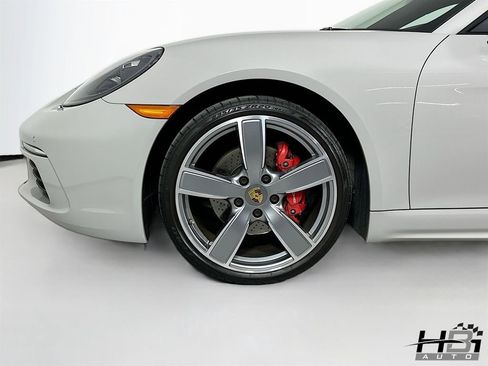 Used 2018 Porsche 718 Cayman S image 18