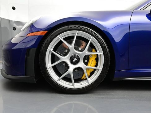 Used 2026 Porsche 911 GT3 RWD image 6