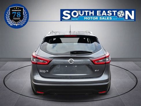 Used 2020 Nissan Rogue Sport SV image 4