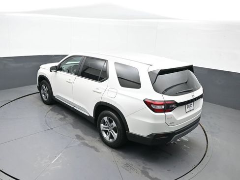 Used 2023 Honda Pilot EX-L image 41