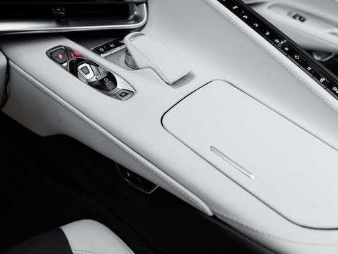 Used 2024 Chevrolet Corvette E-Ray AWD/4WD image 26