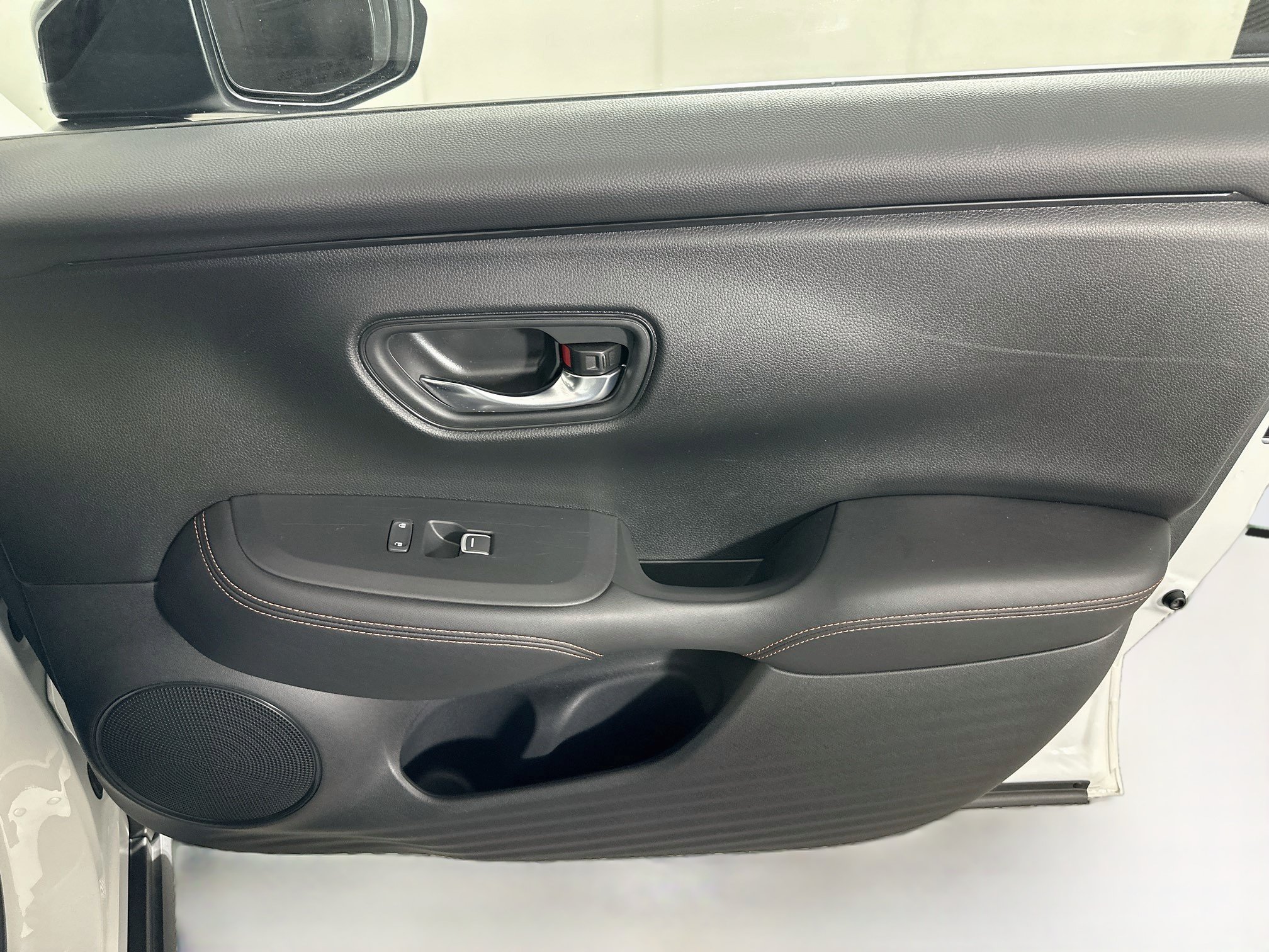 Used 2024 Honda HR-V Sport image 30