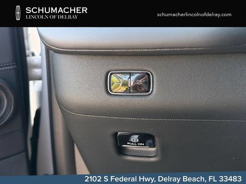 New 2026 Lincoln Navigator Reserve w/ Jet Appearance Package AWD/4WD image 23