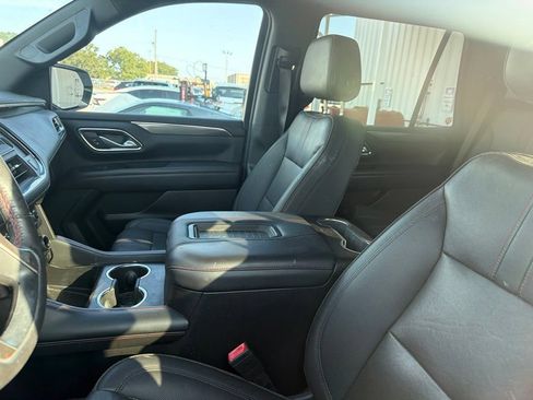 Used 2022 Chevrolet Tahoe RST w/ Luxury Package AWD/4WD image 8