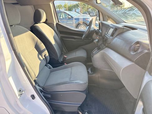 Used 2020 Nissan NV200 S w/ Back Door Glass Package image 22