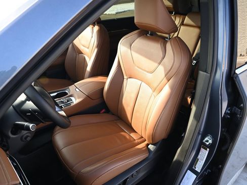 Used 2025 INFINITI QX60 Sensory image 21