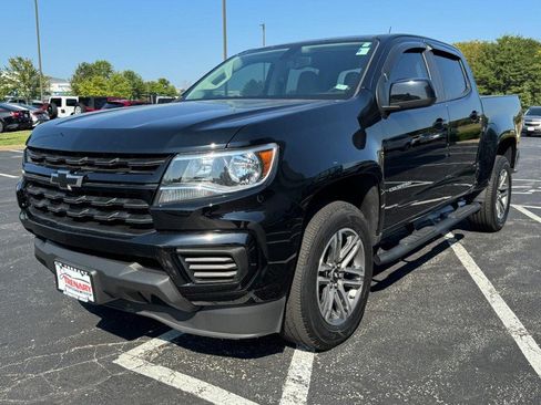 Used 2022 Chevrolet Colorado W/T w/ Custom Special Edition RWD image 8