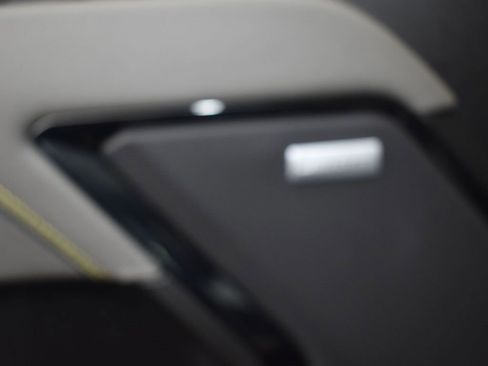 Used 2025 Chevrolet Silverado 1500 ZR2 w/ Technology Package image 11