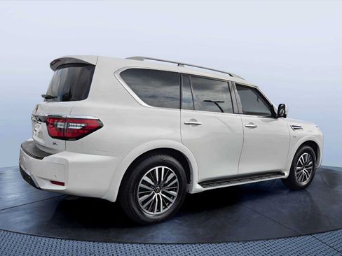 Used 2021 Nissan Armada SL w/ Captain's Chairs Package RWD image 6