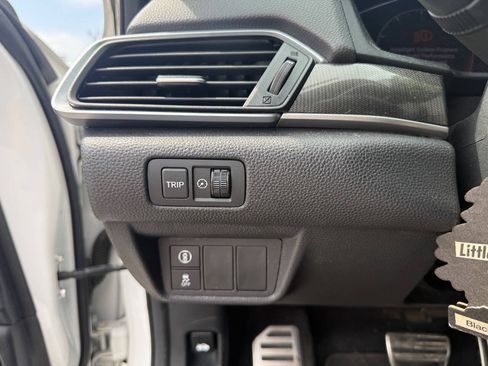 Used 2018 Honda Accord Sport image 20