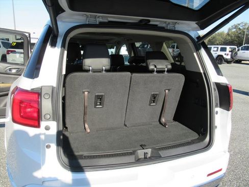 Used 2019 GMC Acadia Denali w/ Technology Package image 34