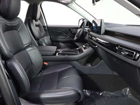 New 2026 Lincoln Aviator Reserve AWD/4WD image 16