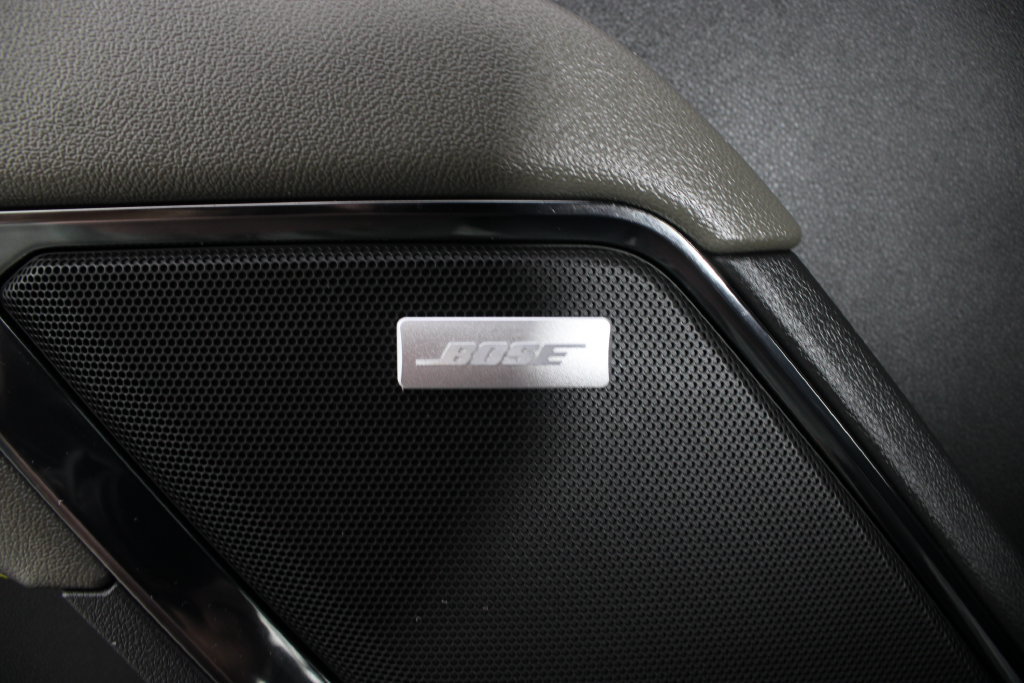 Used 2024 Chevrolet Silverado 2500 ZR2 w/ Technology Package AWD/4WD image 19