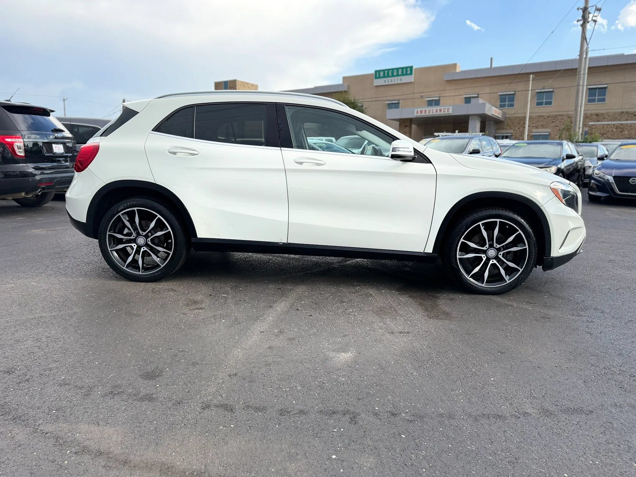 Used 2015 Mercedes-Benz GLA 250 image 2