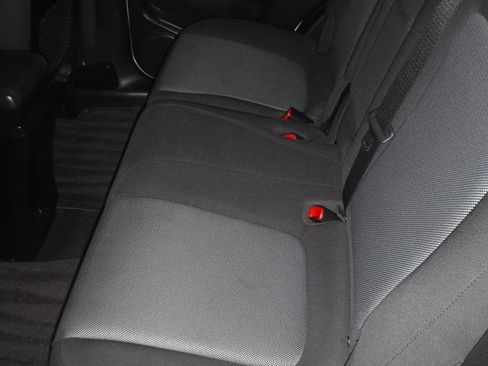Used 2012 Chevrolet Captiva Sport LS FWD image 29
