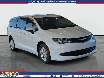 Used 2017 Chrysler Pacifica Touring