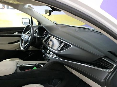 Used 2023 Buick Enclave Avenir w/ Avenir Technology Package AWD/4WD image 11