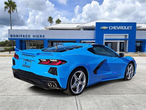 Used 2022 Chevrolet Corvette Stingray Preferred Cpe w/ Z51 Performance Package image 4
