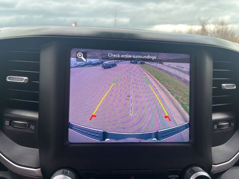 Used 2020 RAM 1500 Big Horn image 9