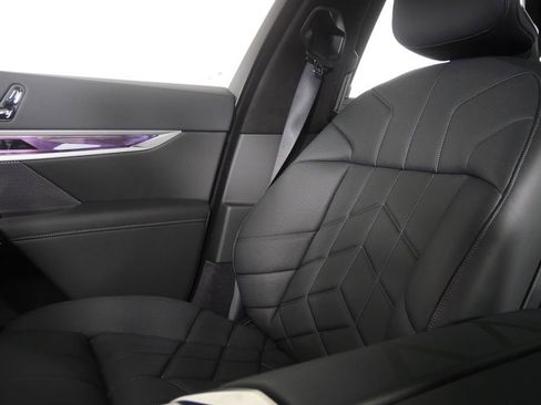 Used 2026 BMW i7 eDrive50 image 28