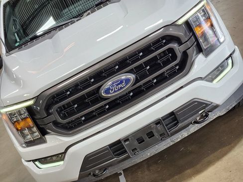 Used 2022 Ford F150 XLT w/ Equipment Group 302A High AWD/4WD image 19