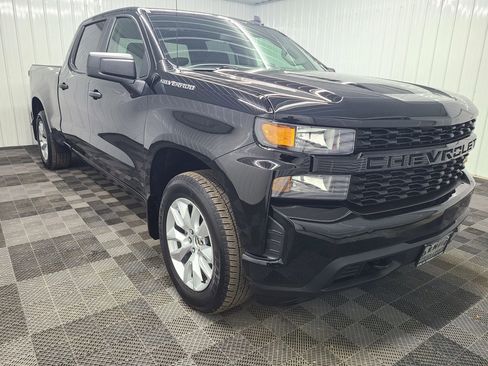 Used 2021 Chevrolet Silverado 1500 Custom image 11