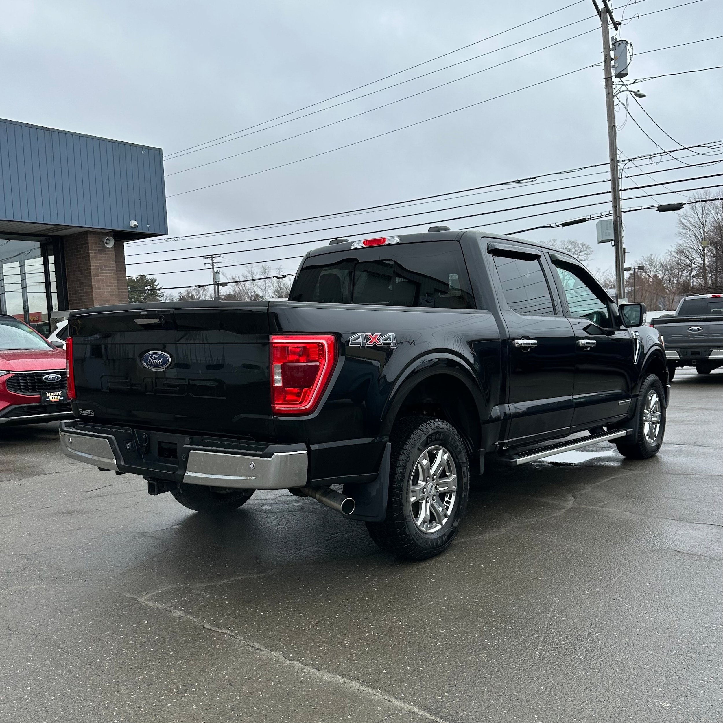 Used 2023 Ford F150 XLT w/ Equipment Group 302A High AWD/4WD image 3
