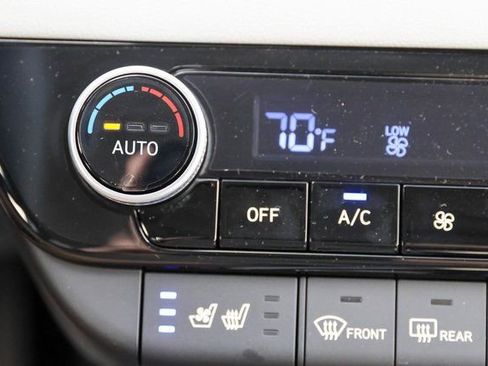 New 2026 Hyundai Elantra Limited image 21