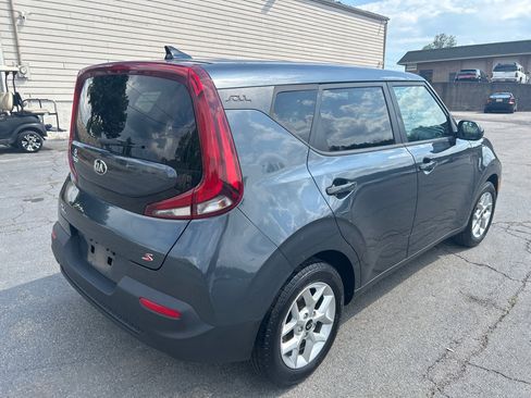 Used 2020 Kia Soul S FWD image 6