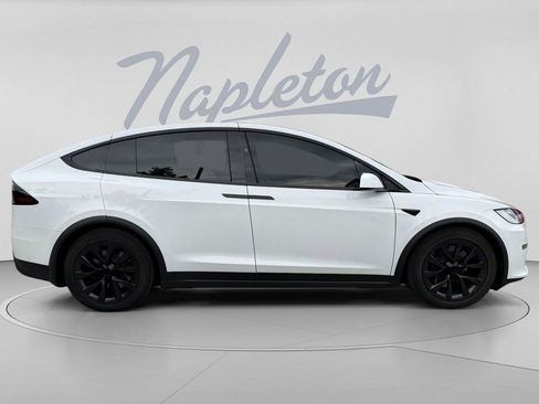 Used 2022 Tesla Model X AWD/4WD image 8
