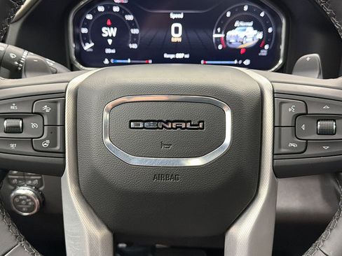 Used 2026 GMC Sierra 1500 Denali w/ Denali Reserve Package AWD/4WD image 28