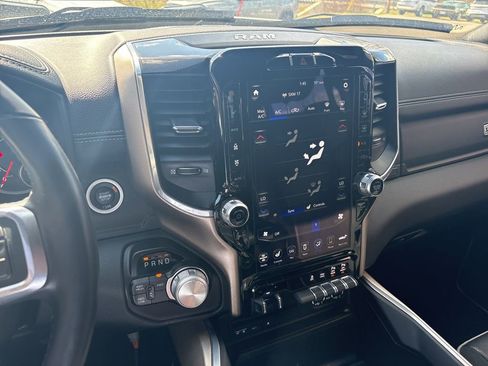 Used 2019 RAM 2500 Laramie w/ Night Edition image 18